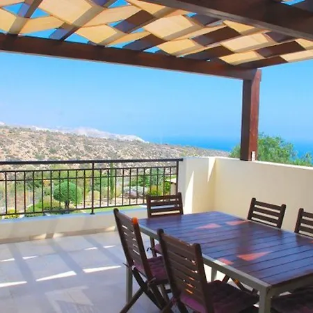 Villa “relax At Your Private While The Kids Play In The Pool″ - Galata Kouklia