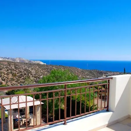 Villa “relax At Your Private While The Kids Play In The Pool″ - Galata Kouklia