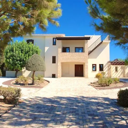 “relax At Your Private While The Kids Play In The Pool″ - Galata Villa